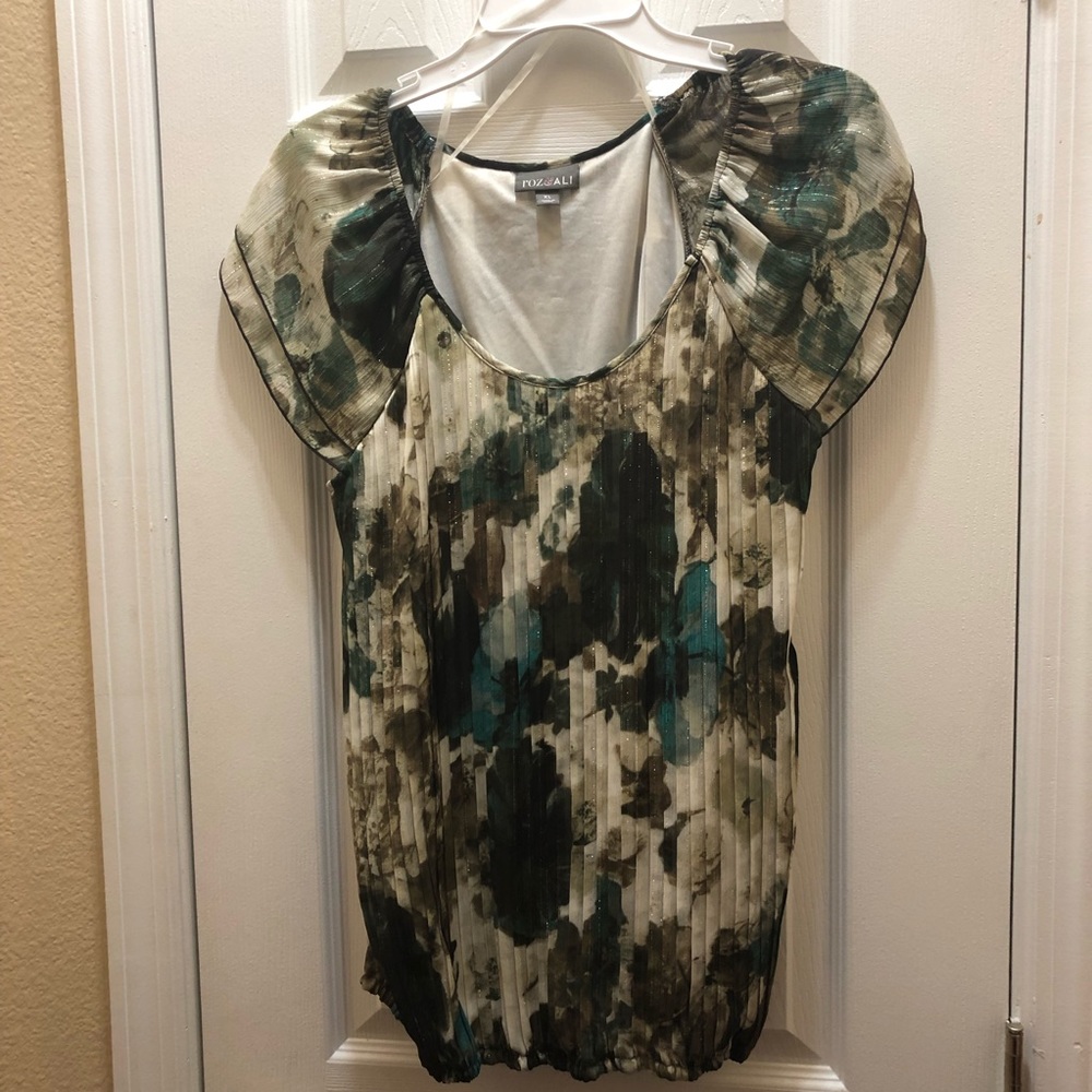 Roz and Ali Blouse
